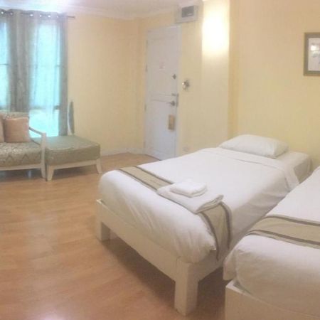 Triple Palms House Hotel เชียงใหม่ ภายนอก รูปภาพ
