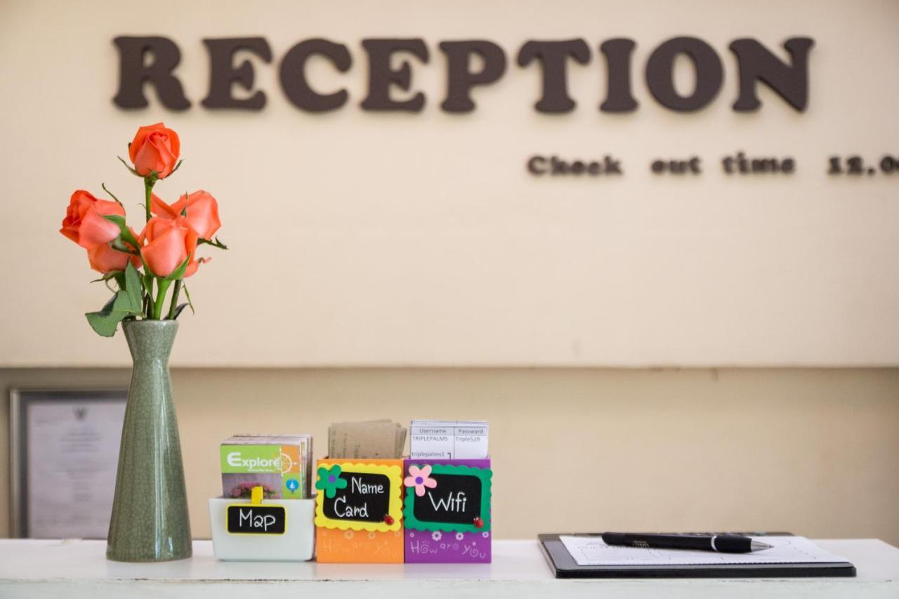 Triple Palms House Hotel เชียงใหม่ ภายนอก รูปภาพ